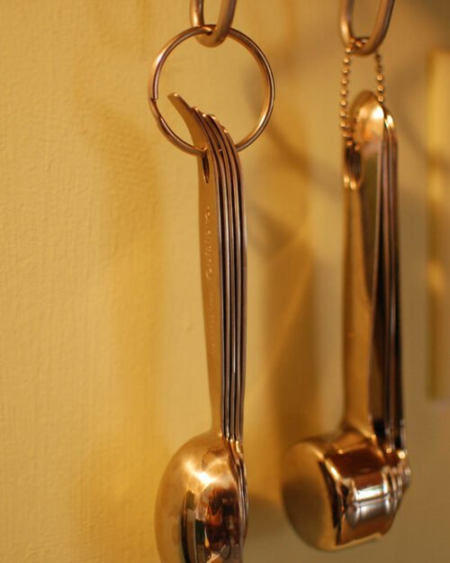 Metal kitchen measuring spoons
